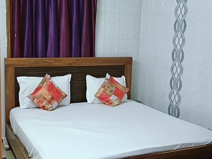 Sms Grand Inn Chennai Exterior photo
